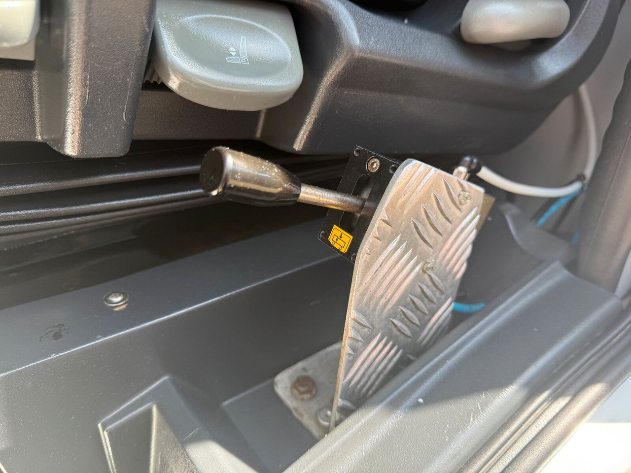 מזהיר, משאית מנוף Iveco ML180E 4x2 DOKA Euro 5 Kipper Kran PK16001K-B: תמונה 14