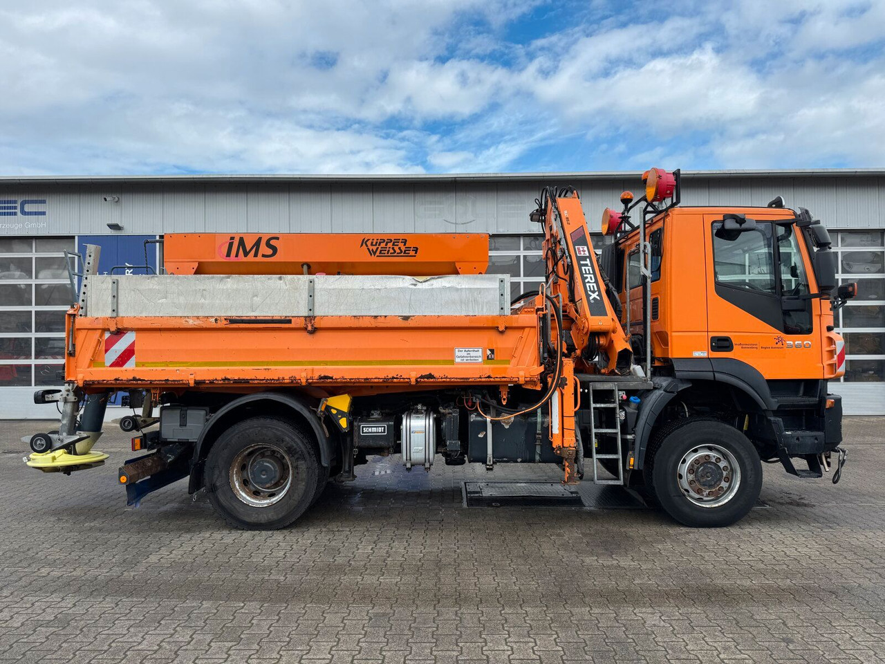 Iveco TRAKKER Kipper Kran TEREX 85.2 Winterdienst - מזהיר, משאית מנוף: תמונה 3 Iveco TRAKKER Kipper Kran TEREX 85.2 Winterdienst - מזהיר, משאית מנוף: תמונה 3