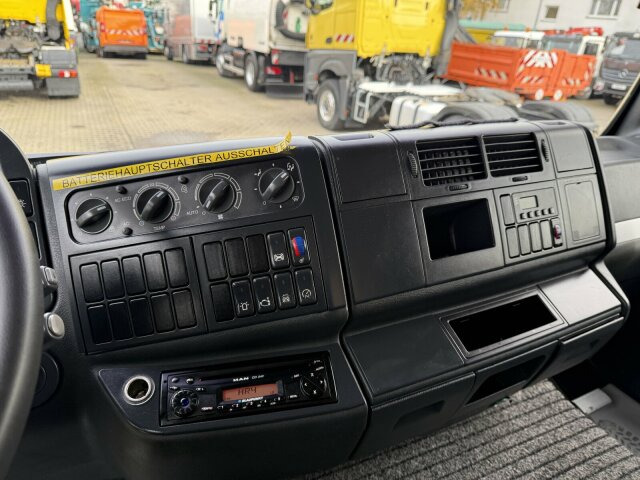 MAN TGA 18.360 4x2 HD-Kanalreiniger ASSMANN 6500 L - משאית ואקום: תמונה 3 MAN TGA 18.360 4x2 HD-Kanalreiniger ASSMANN 6500 L - משאית ואקום: תמונה 3