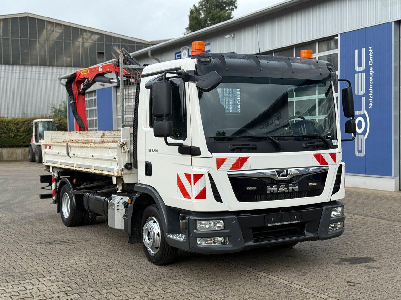 MAN TGL 8.220 4x2 Kipper Kran Palfinger 7.001-K A - משאית מנוף, מזהיר: תמונה 1 MAN TGL 8.220 4x2 Kipper Kran Palfinger 7.001-K A - משאית מנוף, מזהיר: תמונה 1