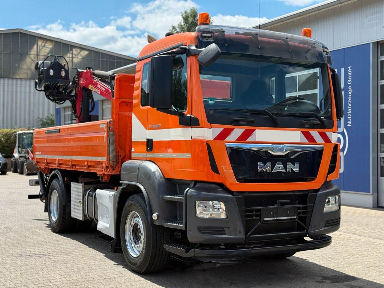 MAN TGS 18.400 4x2 Kipper Bordmatic Kran Palfinger - משאית מנוף: תמונה 1 MAN TGS 18.400 4x2 Kipper Bordmatic Kran Palfinger - משאית מנוף: תמונה 1