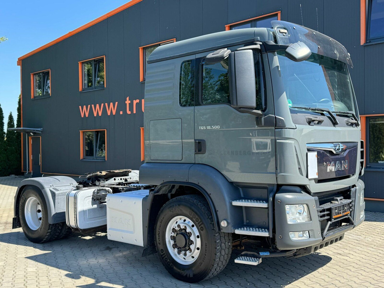 MAN TGS 18.500 4x4H BLS Euro 6 SZM Kipphyd. Retarder - יחידת טרקטור: תמונה 1 MAN TGS 18.500 4x4H BLS Euro 6 SZM Kipphyd. Retarder - יחידת טרקטור: תמונה 1