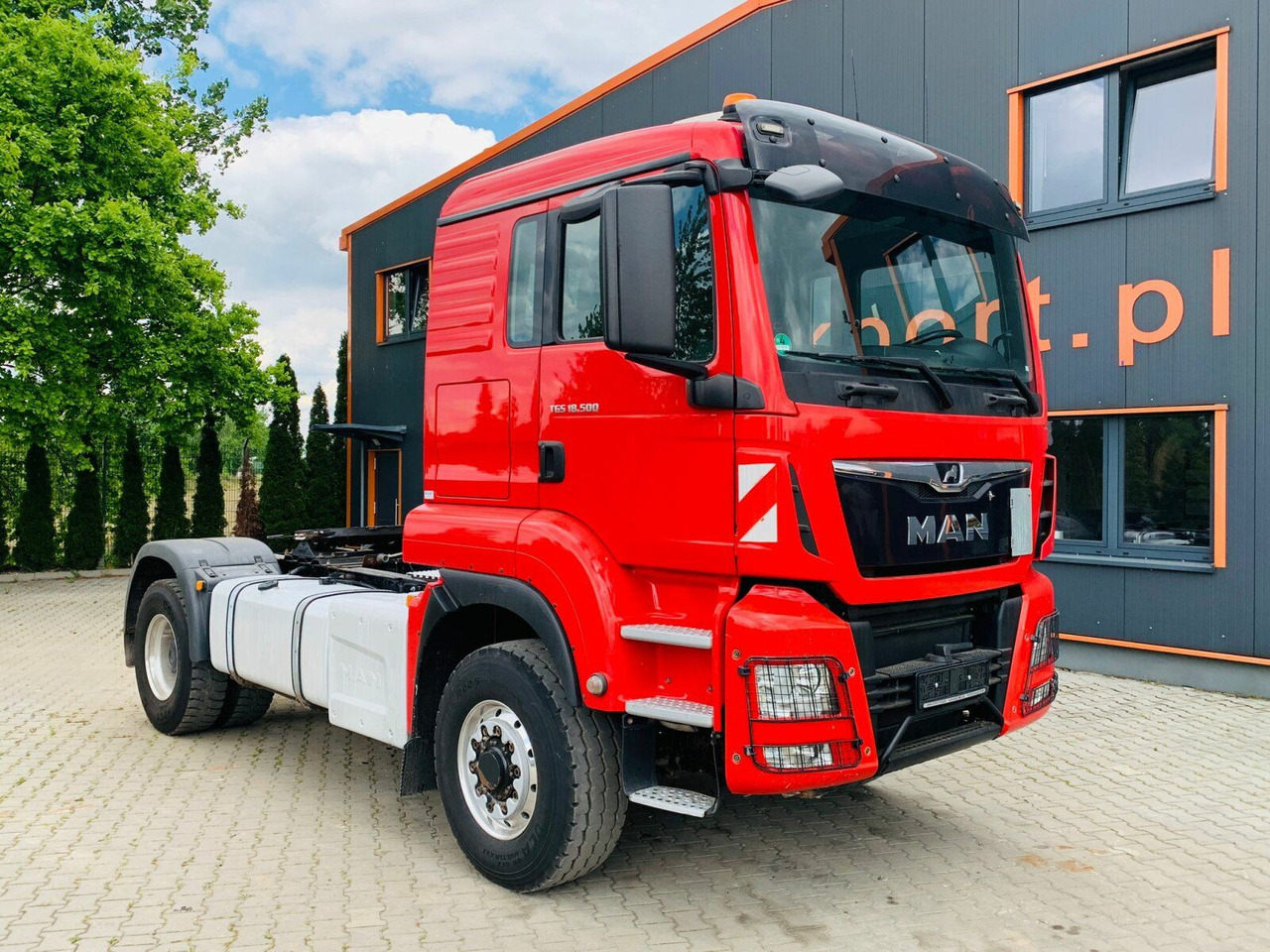 MAN TGS 18.500 4x4H BLS Euro 6 SZM Kipphyd. Retarder - יחידת טרקטור: תמונה 1 MAN TGS 18.500 4x4H BLS Euro 6 SZM Kipphyd. Retarder - יחידת טרקטור: תמונה 1