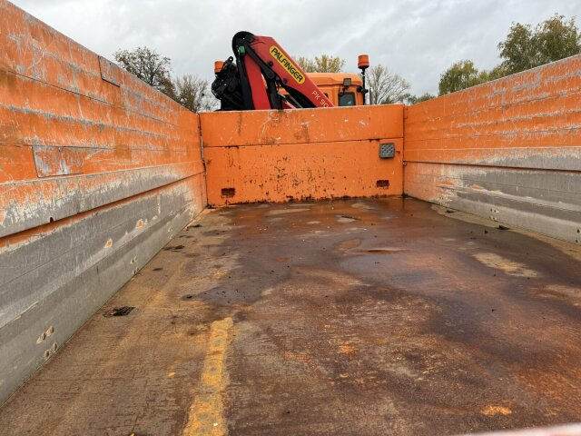 MAN TGS 28.400 6x4-4 Kipper Kran Palfinger PK9002 - מזהיר, משאית מנוף: תמונה 2 MAN TGS 28.400 6x4-4 Kipper Kran Palfinger PK9002 - מזהיר, משאית מנוף: תמונה 2