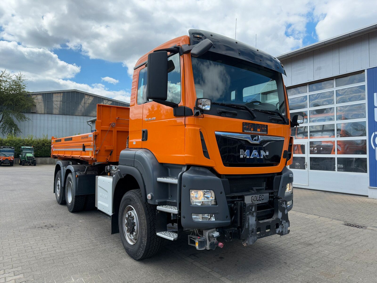 MAN TGS 28.420 6x4-4 Meiller Kipper Winterdienst - מזהיר: תמונה 1 MAN TGS 28.420 6x4-4 Meiller Kipper Winterdienst - מזהיר: תמונה 1