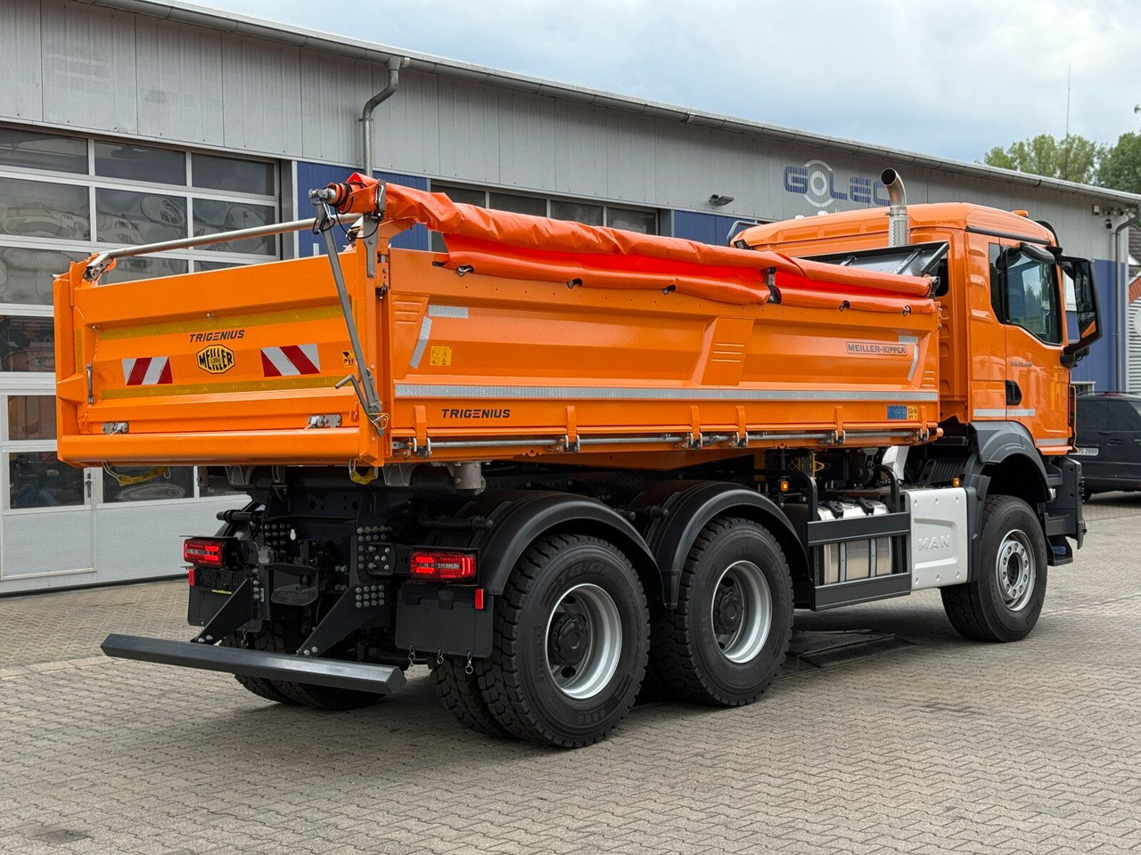 MAN TGS 33.440 6x4 Kipper MEILLER Bordmatik Frontpl. - מזהיר: תמונה 5 MAN TGS 33.440 6x4 Kipper MEILLER Bordmatik Frontpl. - מזהיר: תמונה 5
