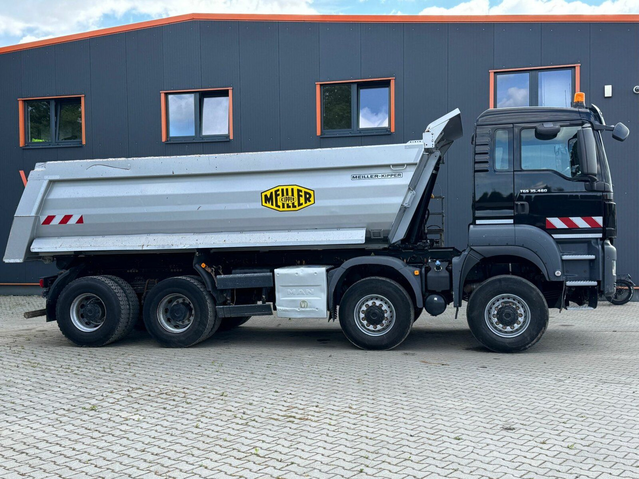 MAN TGS 35.460 8x6 BB Muldenkipper Meiller - מזהיר: תמונה 4 MAN TGS 35.460 8x6 BB Muldenkipper Meiller - מזהיר: תמונה 4