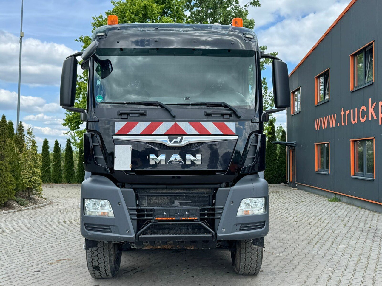 MAN TGS 35.460 8x6 BB Muldenkipper Meiller - מזהיר: תמונה 3 MAN TGS 35.460 8x6 BB Muldenkipper Meiller - מזהיר: תמונה 3