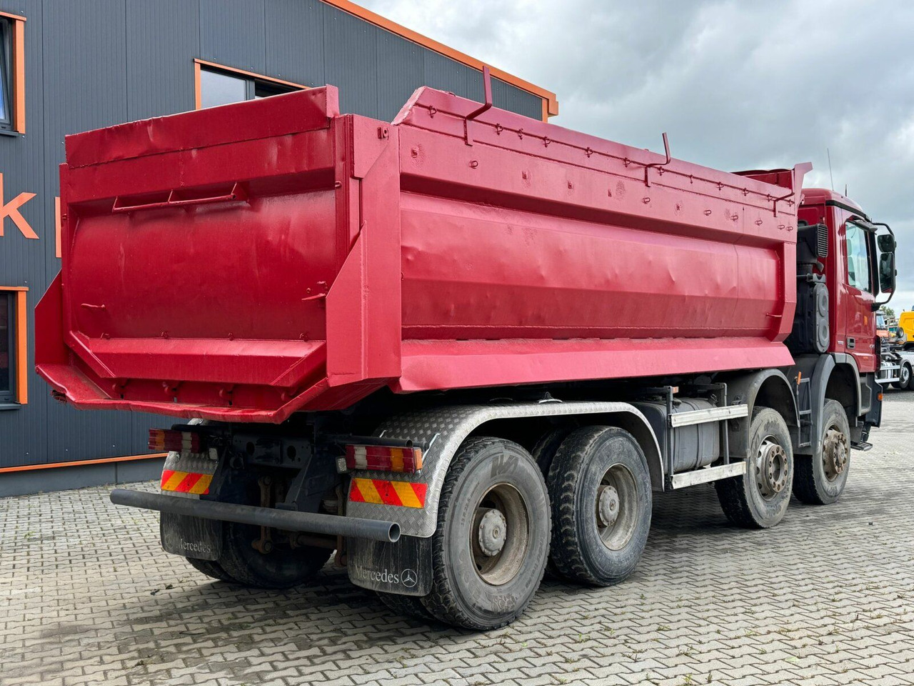 Mercedes-Benz ACTROS 4141 EURO4 8x8 Muldenkipper - מזהיר: תמונה 5 Mercedes-Benz ACTROS 4141 EURO4 8x8 Muldenkipper - מזהיר: תמונה 5