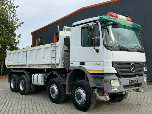 Mercedes-Benz ACTROS 4144 8x8 EURO4 DSK Meiller - מזהיר: תמונה 1 Mercedes-Benz ACTROS 4144 8x8 EURO4 DSK Meiller - מזהיר: תמונה 1