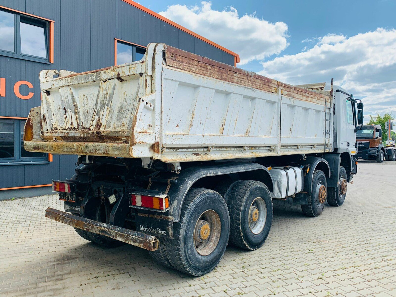 Mercedes-Benz ACTROS 4144 8x8 EURO4 DSK Meiller - מזהיר: תמונה 3 Mercedes-Benz ACTROS 4144 8x8 EURO4 DSK Meiller - מזהיר: תמונה 3
