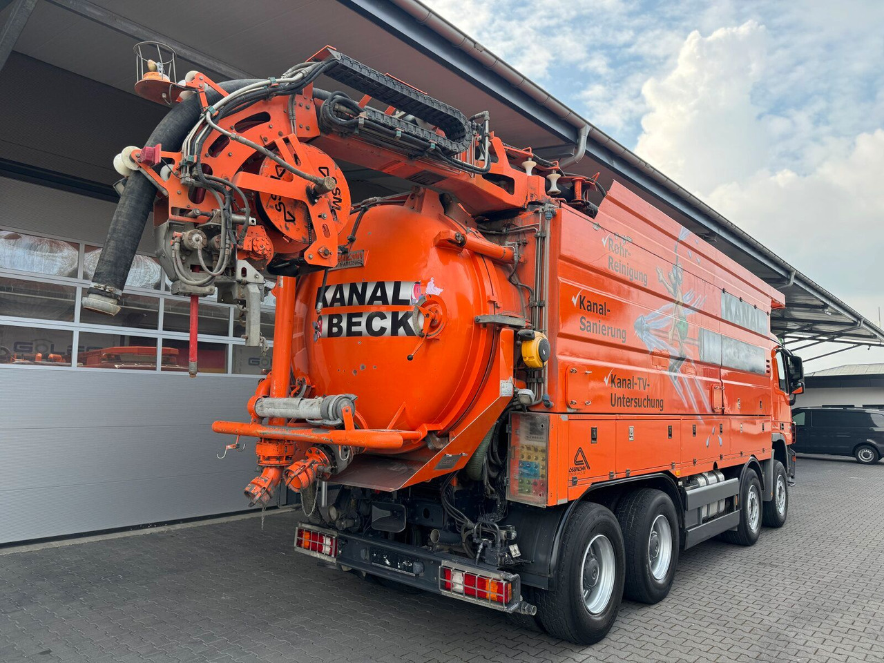 Mercedes-Benz ACTROS 4148 8x4 Kanalreiniger & Wasserrückgewinn - משאית ואקום: תמונה 4 Mercedes-Benz ACTROS 4148 8x4 Kanalreiniger & Wasserrückgewinn - משאית ואקום: תמונה 4
