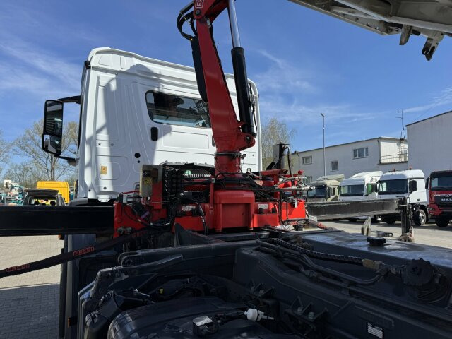 Mercedes-Benz AROCS 1832 4x2 Euro 6 Kipper Kran FASSI F120FB - מזהיר, משאית מנוף: תמונה 2 Mercedes-Benz AROCS 1832 4x2 Euro 6 Kipper Kran FASSI F120FB - מזהיר, משאית מנוף: תמונה 2