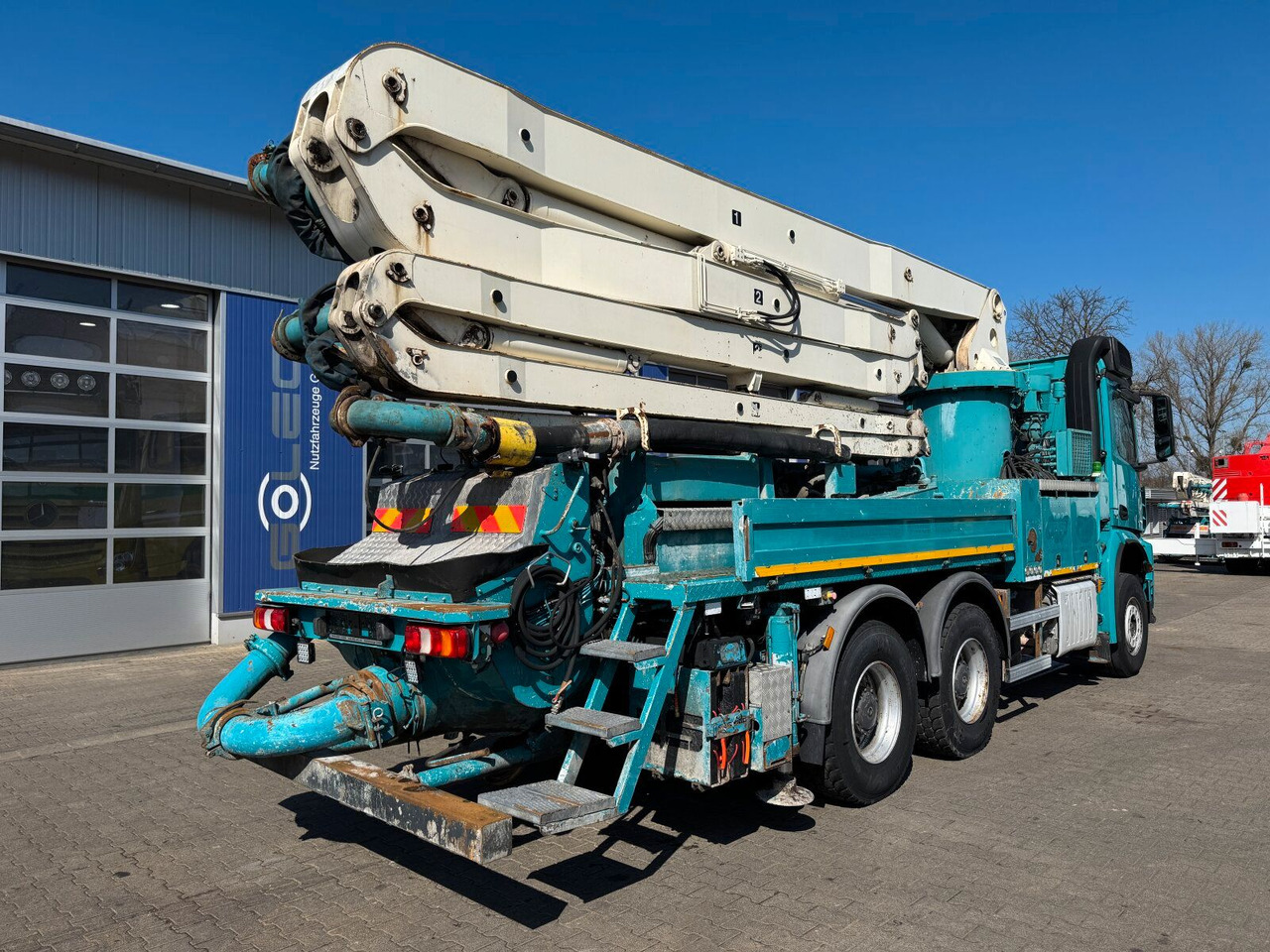Mercedes-Benz AROCS 2844 6x4 Euro 6 Betonpumpe SERMAC 5Z33 - משאית משאבת בטון: תמונה 4 Mercedes-Benz AROCS 2844 6x4 Euro 6 Betonpumpe SERMAC 5Z33 - משאית משאבת בטון: תמונה 4