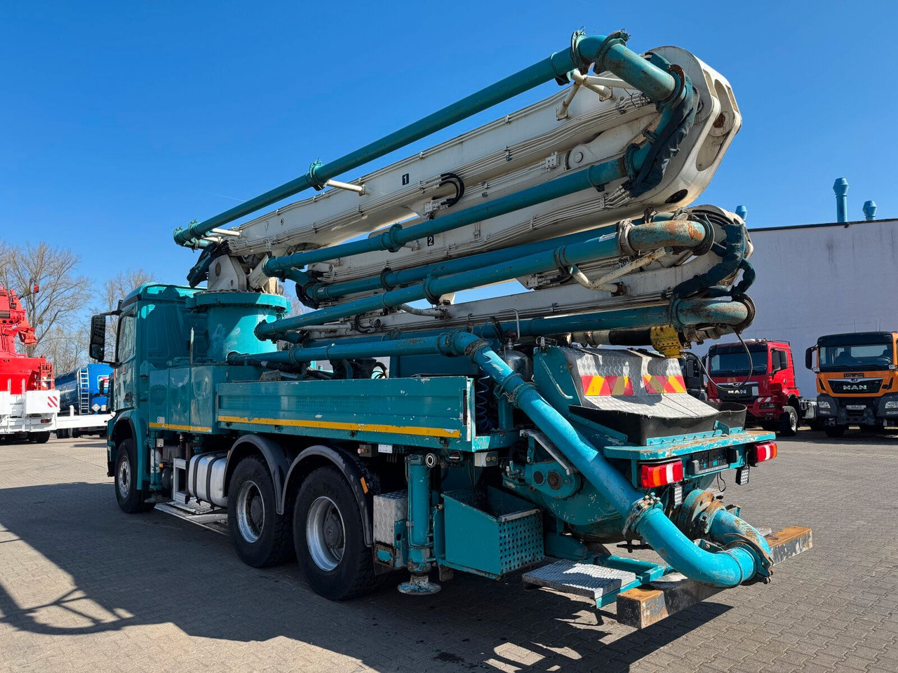 Mercedes-Benz AROCS 2844 6x4 Euro 6 Betonpumpe SERMAC 5Z33 - משאית משאבת בטון: תמונה 5 Mercedes-Benz AROCS 2844 6x4 Euro 6 Betonpumpe SERMAC 5Z33 - משאית משאבת בטון: תמונה 5