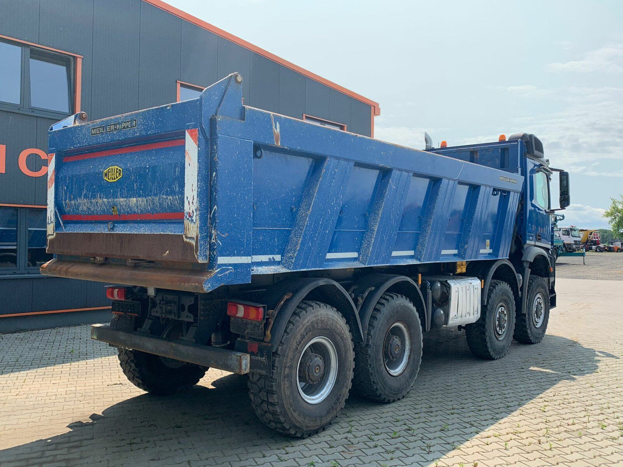 Mercedes-Benz AROCS 4145 8x8 EURO6 Muldenkipper TOP! - מזהיר: תמונה 5 Mercedes-Benz AROCS 4145 8x8 EURO6 Muldenkipper TOP! - מזהיר: תמונה 5