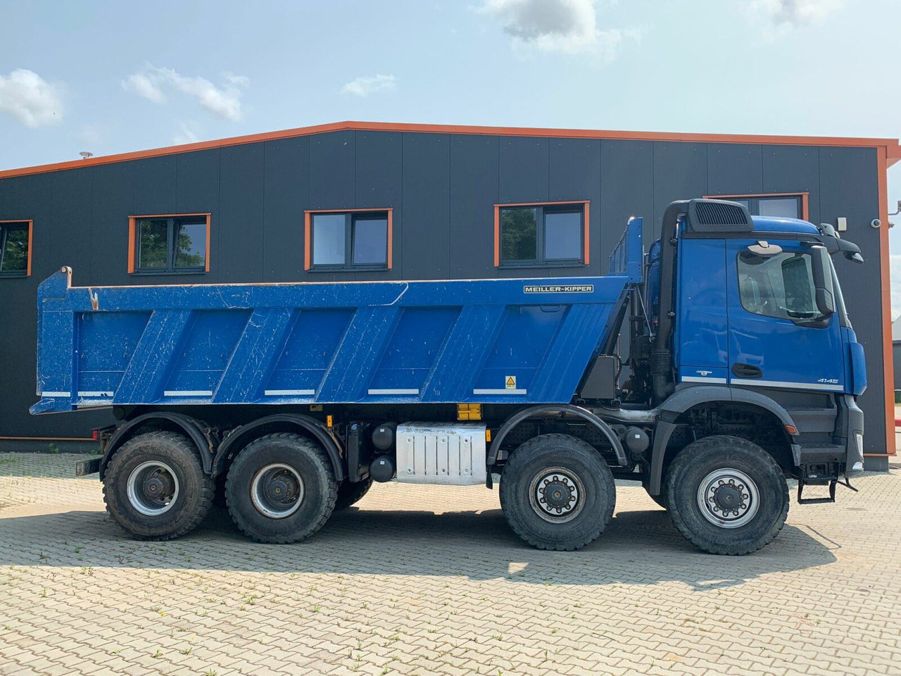 Mercedes-Benz AROCS 4145 8x8 EURO6 Muldenkipper TOP! - מזהיר: תמונה 3 Mercedes-Benz AROCS 4145 8x8 EURO6 Muldenkipper TOP! - מזהיר: תמונה 3