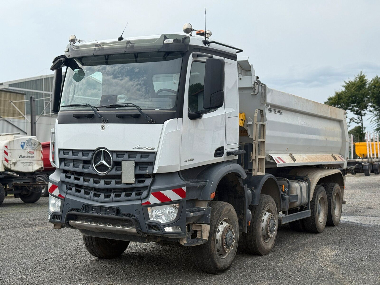 מזהיר Mercedes-Benz AROCS 4145 8x8 Meiller Muldenkipper: תמונה 7
