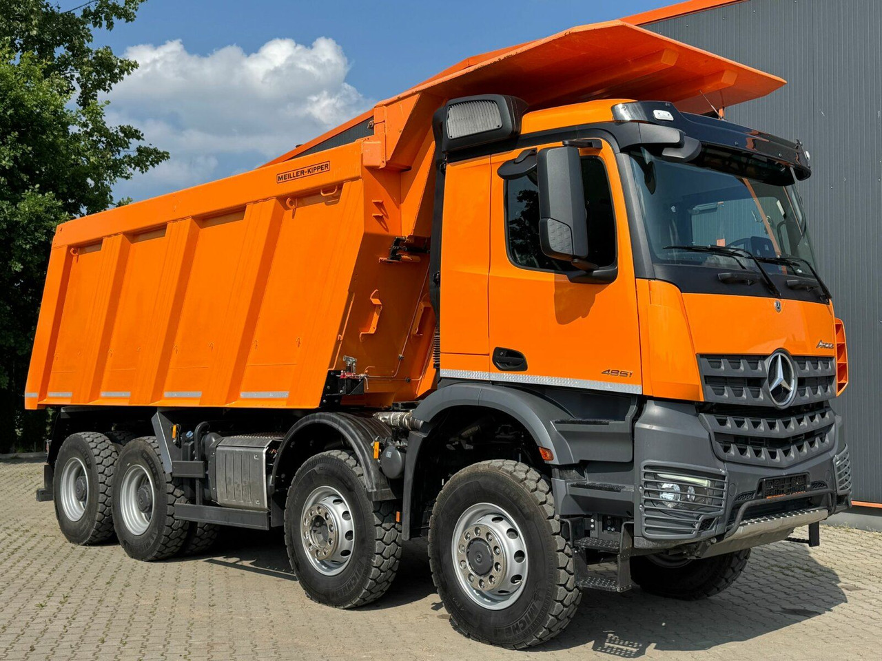 Mercedes-Benz AROCS 4851 8x6 Euro 6 Gesteinkipper MEILLER 25m³ - מזהיר: תמונה 1 Mercedes-Benz AROCS 4851 8x6 Euro 6 Gesteinkipper MEILLER 25m³ - מזהיר: תמונה 1