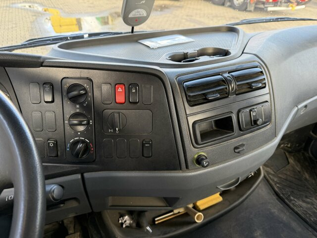 Mercedes-Benz ATEGO 1018 4x2 Meiller Dreiseitenkipper *TOP - מזהיר: תמונה 4 Mercedes-Benz ATEGO 1018 4x2 Meiller Dreiseitenkipper *TOP - מזהיר: תמונה 4