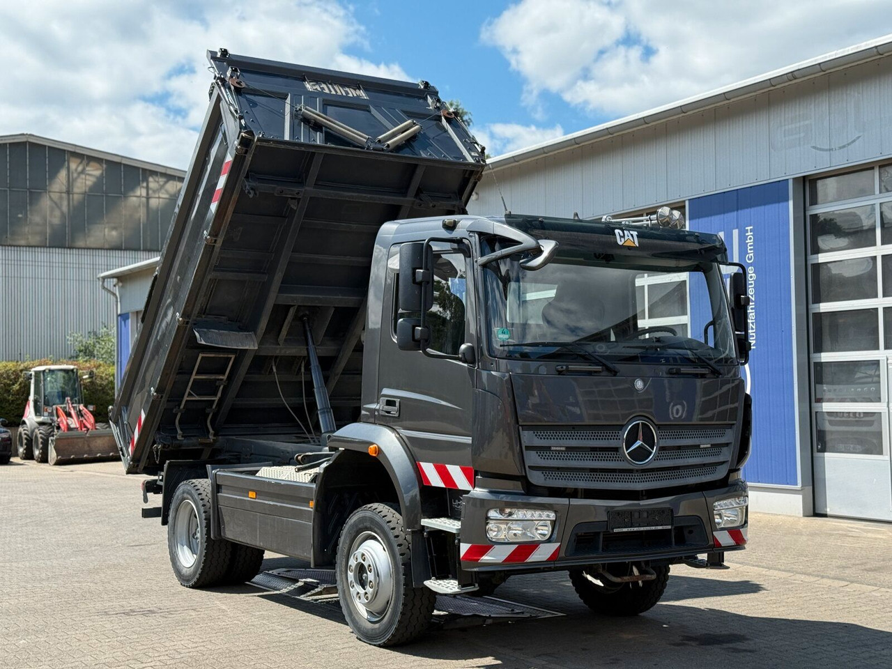 Mercedes-Benz ATEGO 1530 4x4 Euro 6 Meiller Kipper - מזהיר: תמונה 2 Mercedes-Benz ATEGO 1530 4x4 Euro 6 Meiller Kipper - מזהיר: תמונה 2