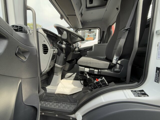 Mercedes-Benz ATEGO 818 4x2 Euro 6 Kipper Kran FASSI F65B.0.22 - כלי רכב מסחרי מזהיר: תמונה 5 Mercedes-Benz ATEGO 818 4x2 Euro 6 Kipper Kran FASSI F65B.0.22 - כלי רכב מסחרי מזהיר: תמונה 5