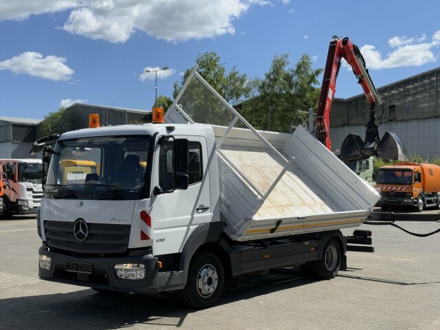 Mercedes-Benz ATEGO 818 4x2 Euro 6 Kipper Kran FASSI F65B.0.22 - כלי רכב מסחרי מזהיר: תמונה 4 Mercedes-Benz ATEGO 818 4x2 Euro 6 Kipper Kran FASSI F65B.0.22 - כלי רכב מסחרי מזהיר: תמונה 4