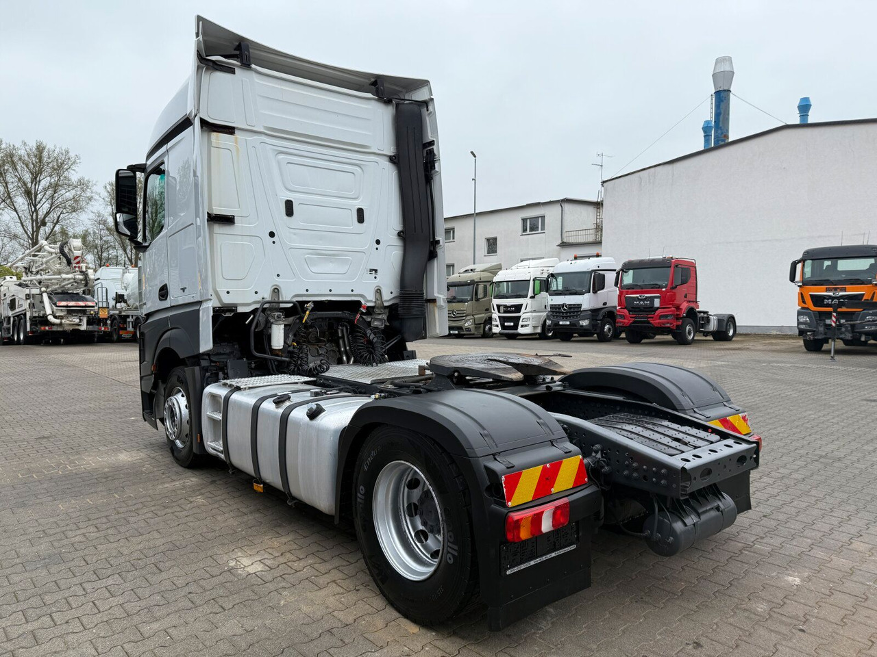 Mercedes-Benz Actros 1845 SZM 4x2 Retarder Kipphydraulik - יחידת טרקטור: תמונה 5 Mercedes-Benz Actros 1845 SZM 4x2 Retarder Kipphydraulik - יחידת טרקטור: תמונה 5