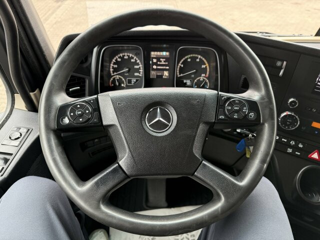 Mercedes-Benz Actros 1845 SZM 4x2 Retarder Kipphydraulik - יחידת טרקטור: תמונה 2 Mercedes-Benz Actros 1845 SZM 4x2 Retarder Kipphydraulik - יחידת טרקטור: תמונה 2