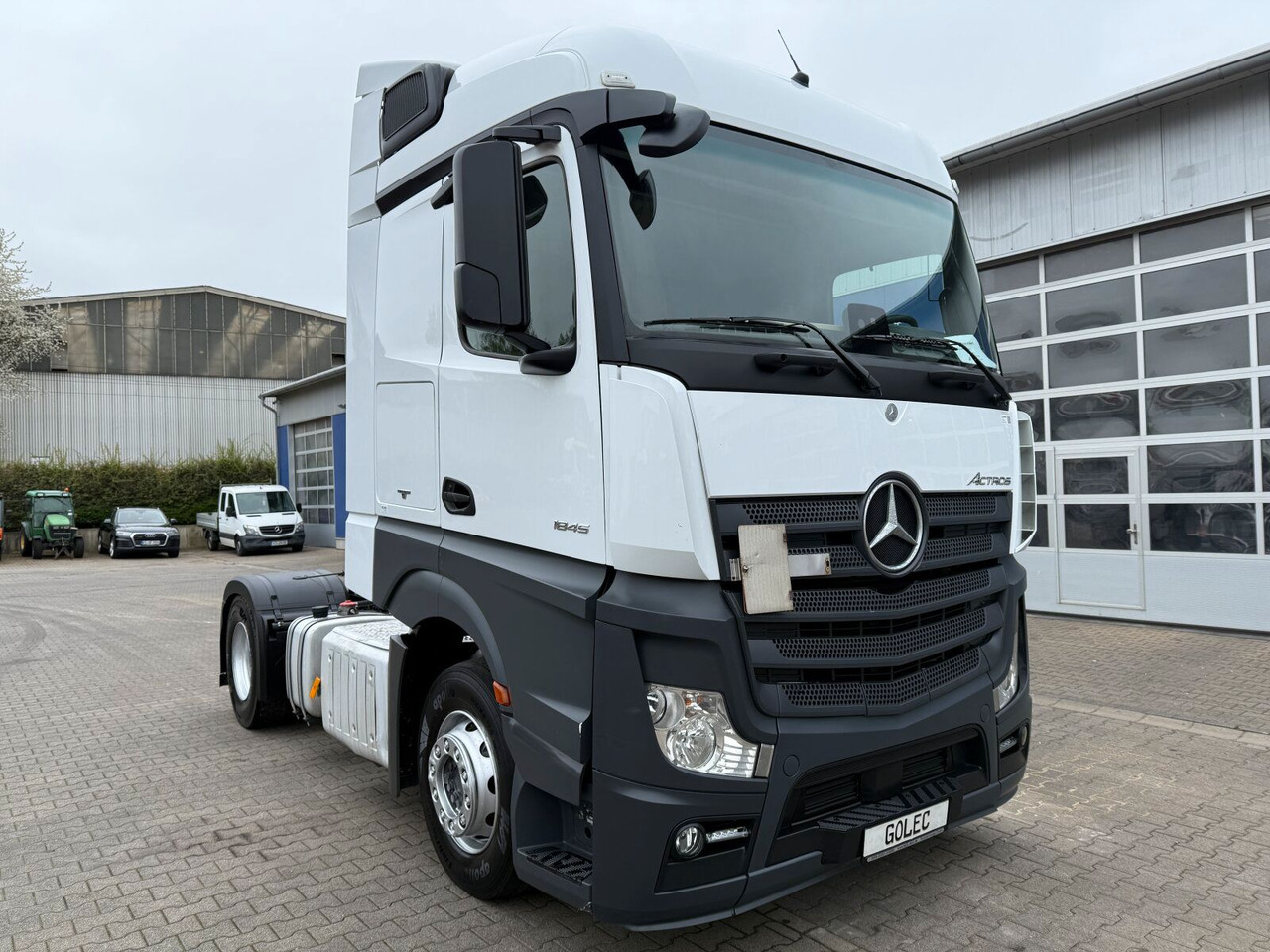 Mercedes-Benz Actros 1845 SZM 4x2 Retarder Kipphydraulik - יחידת טרקטור: תמונה 1 Mercedes-Benz Actros 1845 SZM 4x2 Retarder Kipphydraulik - יחידת טרקטור: תמונה 1