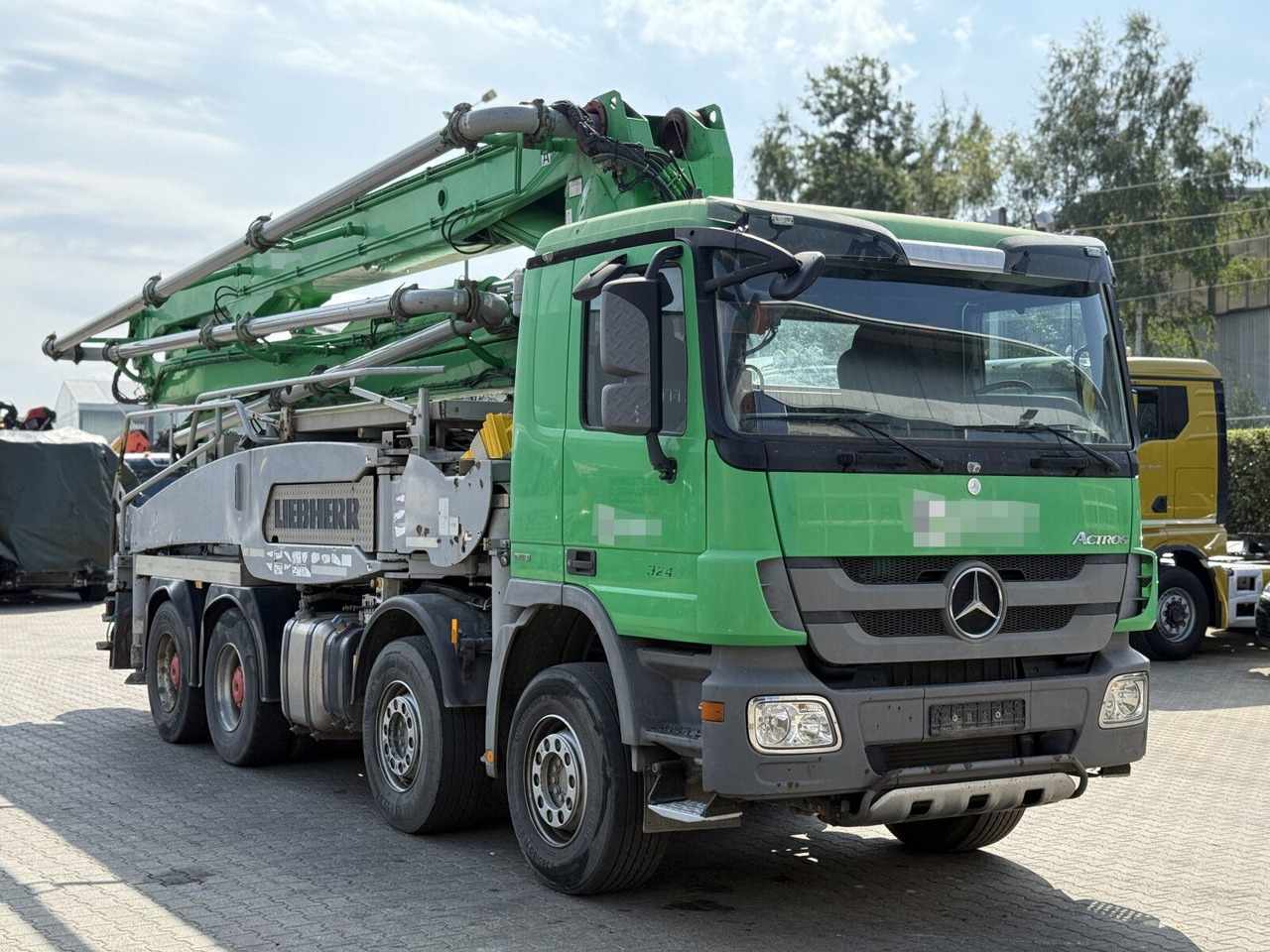 Mercedes-Benz Actros 3241 8x4 Betonpumpe Liebherr 36Z4 - משאית משאבת בטון: תמונה 1 Mercedes-Benz Actros 3241 8x4 Betonpumpe Liebherr 36Z4 - משאית משאבת בטון: תמונה 1