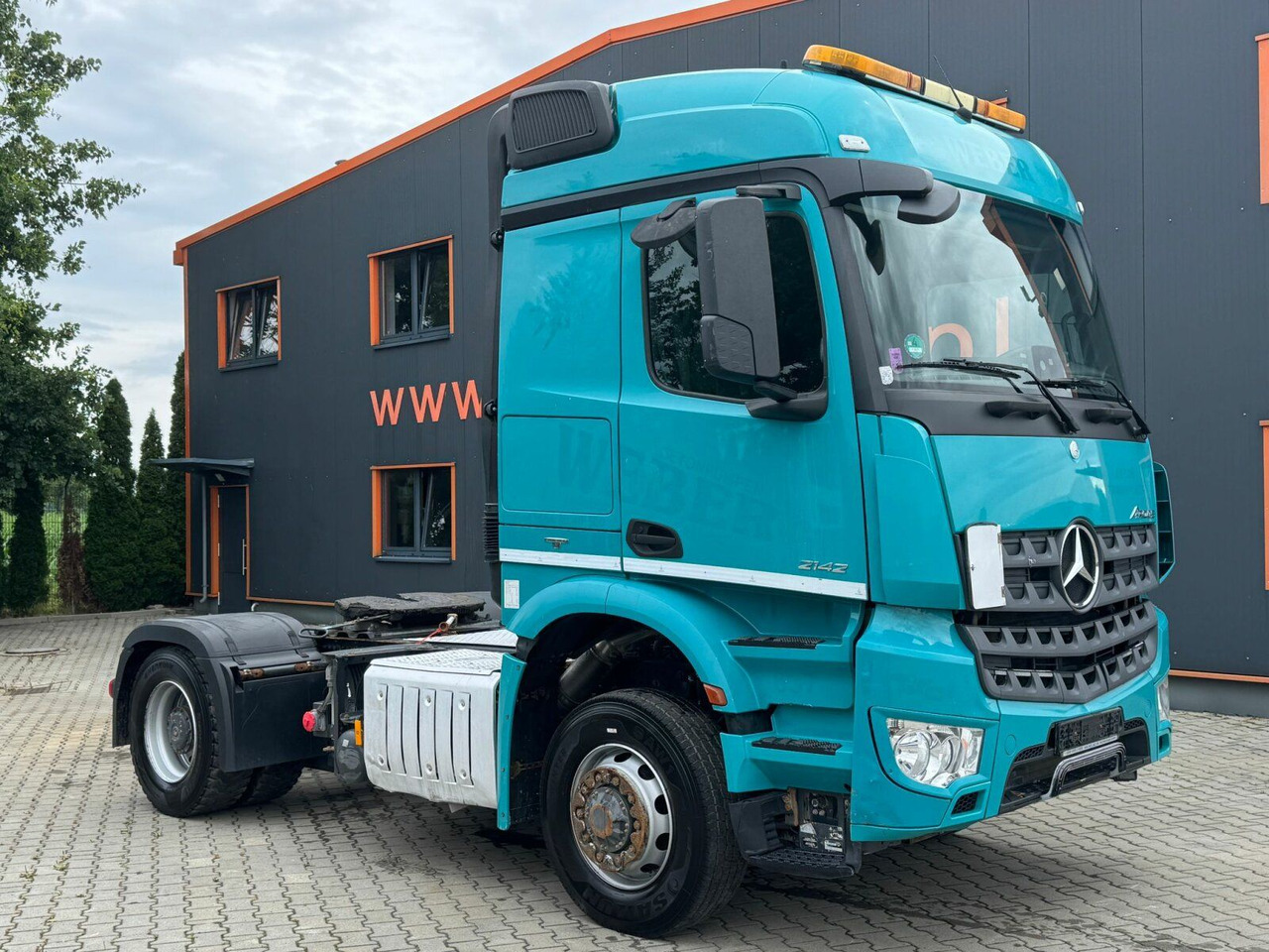 Mercedes-Benz Arocs 2142 4x4H SZM Euro 6 Kipphydraulik - יחידת טרקטור: תמונה 1 Mercedes-Benz Arocs 2142 4x4H SZM Euro 6 Kipphydraulik - יחידת טרקטור: תמונה 1