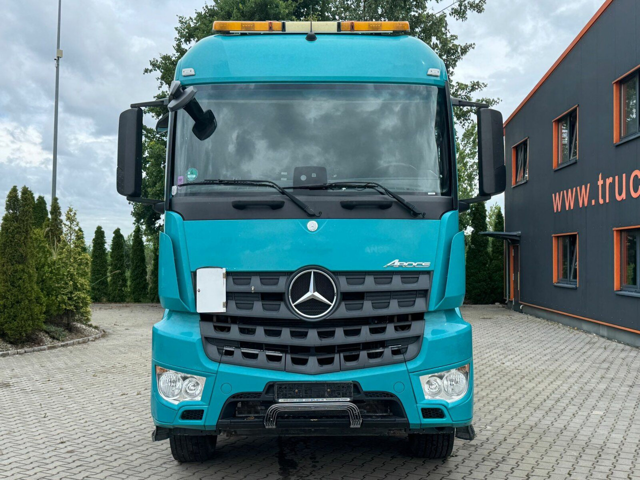 Mercedes-Benz Arocs 2142 4x4H SZM Euro 6 Kipphydraulik - יחידת טרקטור: תמונה 3 Mercedes-Benz Arocs 2142 4x4H SZM Euro 6 Kipphydraulik - יחידת טרקטור: תמונה 3