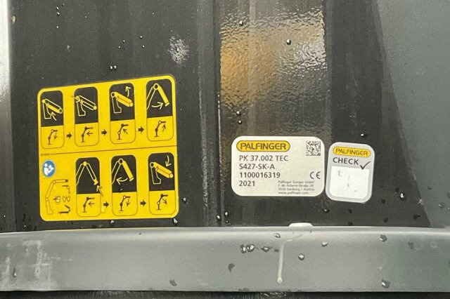 Mercedes-Benz Arocs 3253 8x4 Abrollkipper Kran Palfinger 37002 - משאית הרמת וו, משאית מנוף: תמונה 4 Mercedes-Benz Arocs 3253 8x4 Abrollkipper Kran Palfinger 37002 - משאית הרמת וו, משאית מנוף: תמונה 4
