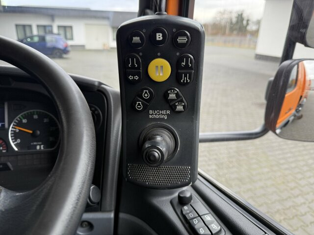 Mercedes-Benz Atego Kehrmaschine BUCHER CITYFANT 5000 - מטאטא כבישים: תמונה 3 Mercedes-Benz Atego Kehrmaschine BUCHER CITYFANT 5000 - מטאטא כבישים: תמונה 3