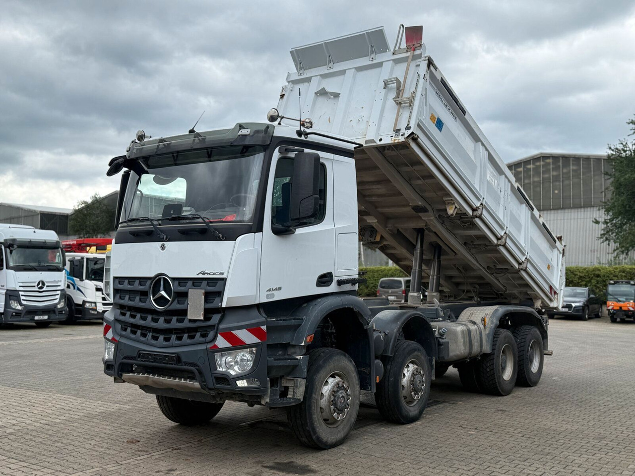 Mercedes-Benz Meiler Dreiseitenkipper Bordmatik - מזהיר: תמונה 2 Mercedes-Benz Meiler Dreiseitenkipper Bordmatik - מזהיר: תמונה 2