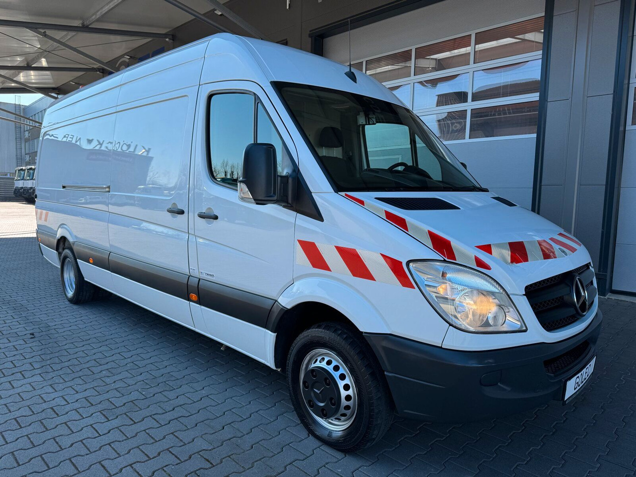 Mercedes-Benz Sprinter MB TV-Fzg mit Rausch Inspektion Einheit - משאית ואקום: תמונה 1 Mercedes-Benz Sprinter MB TV-Fzg mit Rausch Inspektion Einheit - משאית ואקום: תמונה 1