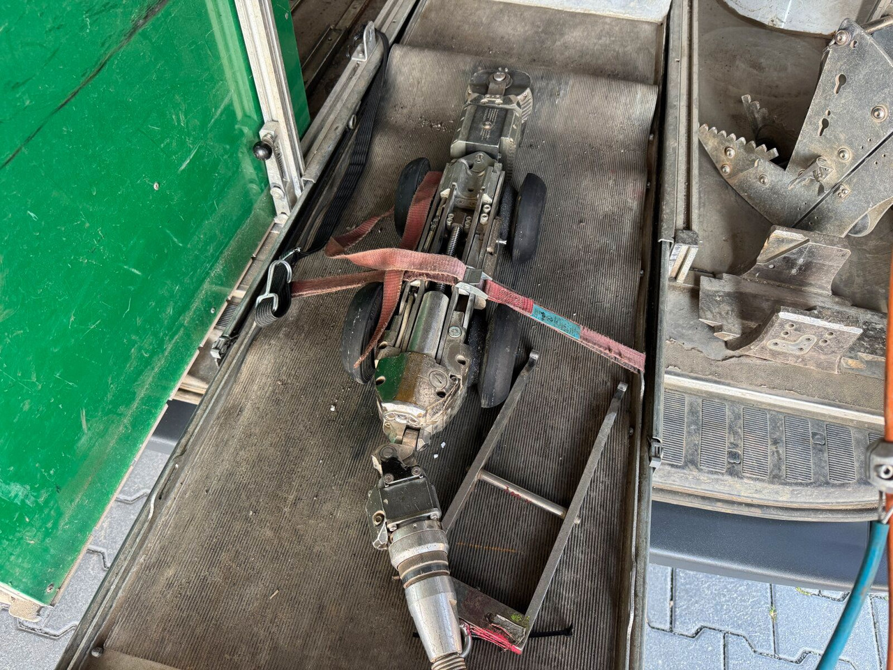 משאית ואקום Mercedes-Benz Sprinter MB TV-Fzg mit Rausch Inspektion Einheit: תמונה 28