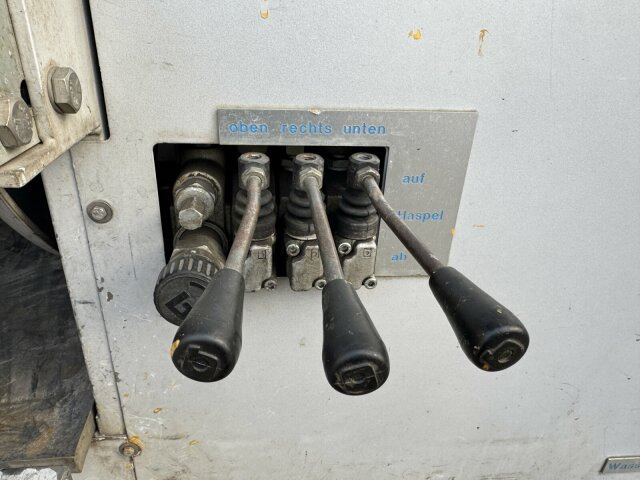 Mercedes-Benz Vario 818D Kanalreiniger Rockstroh Drain Jet 100 - משאית ואקום: תמונה 5 Mercedes-Benz Vario 818D Kanalreiniger Rockstroh Drain Jet 100 - משאית ואקום: תמונה 5