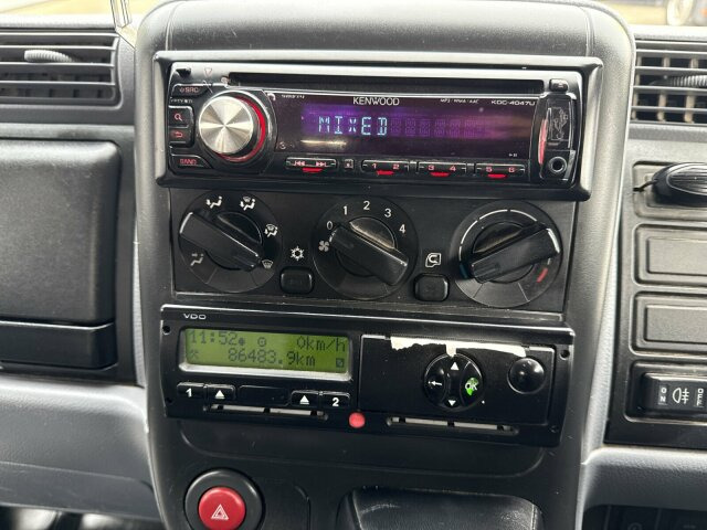 Mitsubishi Canter FUSO Kehrmaschine BROCK SL140 4 m³ - מטאטא כבישים: תמונה 4 Mitsubishi Canter FUSO Kehrmaschine BROCK SL140 4 m³ - מטאטא כבישים: תמונה 4