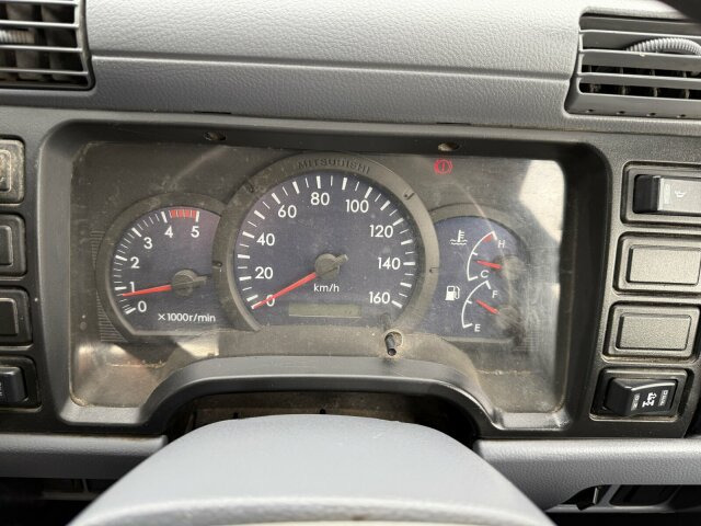 Mitsubishi Canter FUSO Kehrmaschine BROCK SL140 4 m³ - מטאטא כבישים: תמונה 2 Mitsubishi Canter FUSO Kehrmaschine BROCK SL140 4 m³ - מטאטא כבישים: תמונה 2