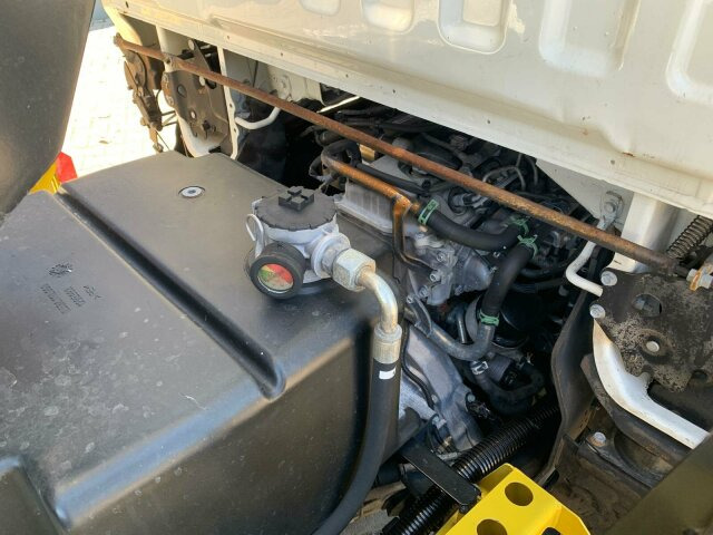 Nissan Cabstar 4x2 Ruthmann Steiger TB 270 - פלטפורמה אווירית מותקנת על משאית: תמונה 4 Nissan Cabstar 4x2 Ruthmann Steiger TB 270 - פלטפורמה אווירית מותקנת על משאית: תמונה 4