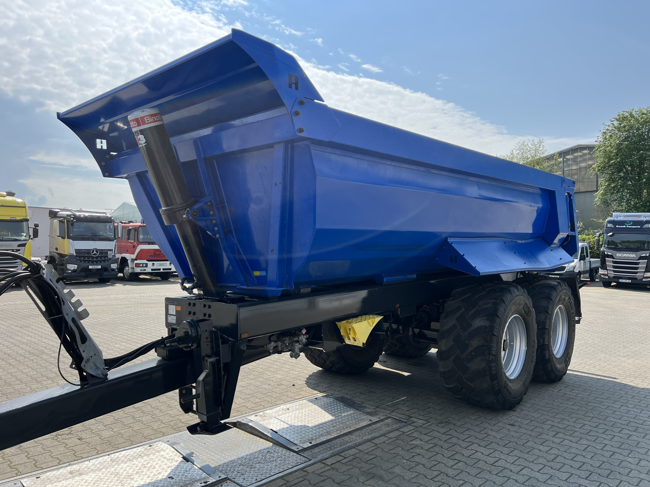 REISCH RTWK-200KS.550 Agro Kippauflieger - סמיטריילר עם מזהיר: תמונה 1 REISCH RTWK-200KS.550 Agro Kippauflieger - סמיטריילר עם מזהיר: תמונה 1