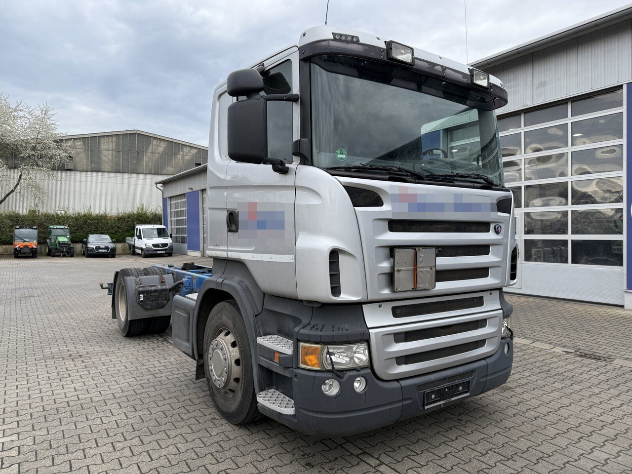 Scania R 420 Tankwagen ADR Fahrgestell Retarder Volluft - משאית מכל: תמונה 1 Scania R 420 Tankwagen ADR Fahrgestell Retarder Volluft - משאית מכל: תמונה 1