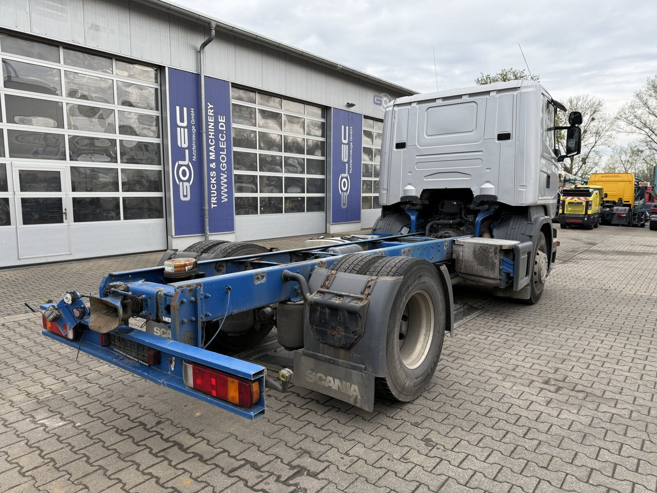 Scania R 420 Tankwagen ADR Fahrgestell Retarder Volluft - משאית מכל: תמונה 3 Scania R 420 Tankwagen ADR Fahrgestell Retarder Volluft - משאית מכל: תמונה 3
