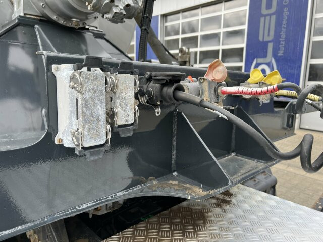 Schwing Stetter Betonmischer Auflieger 10 m³ - מערבל בטון סמיטרליילר: תמונה 2 Schwing Stetter Betonmischer Auflieger 10 m³ - מערבל בטון סמיטרליילר: תמונה 2