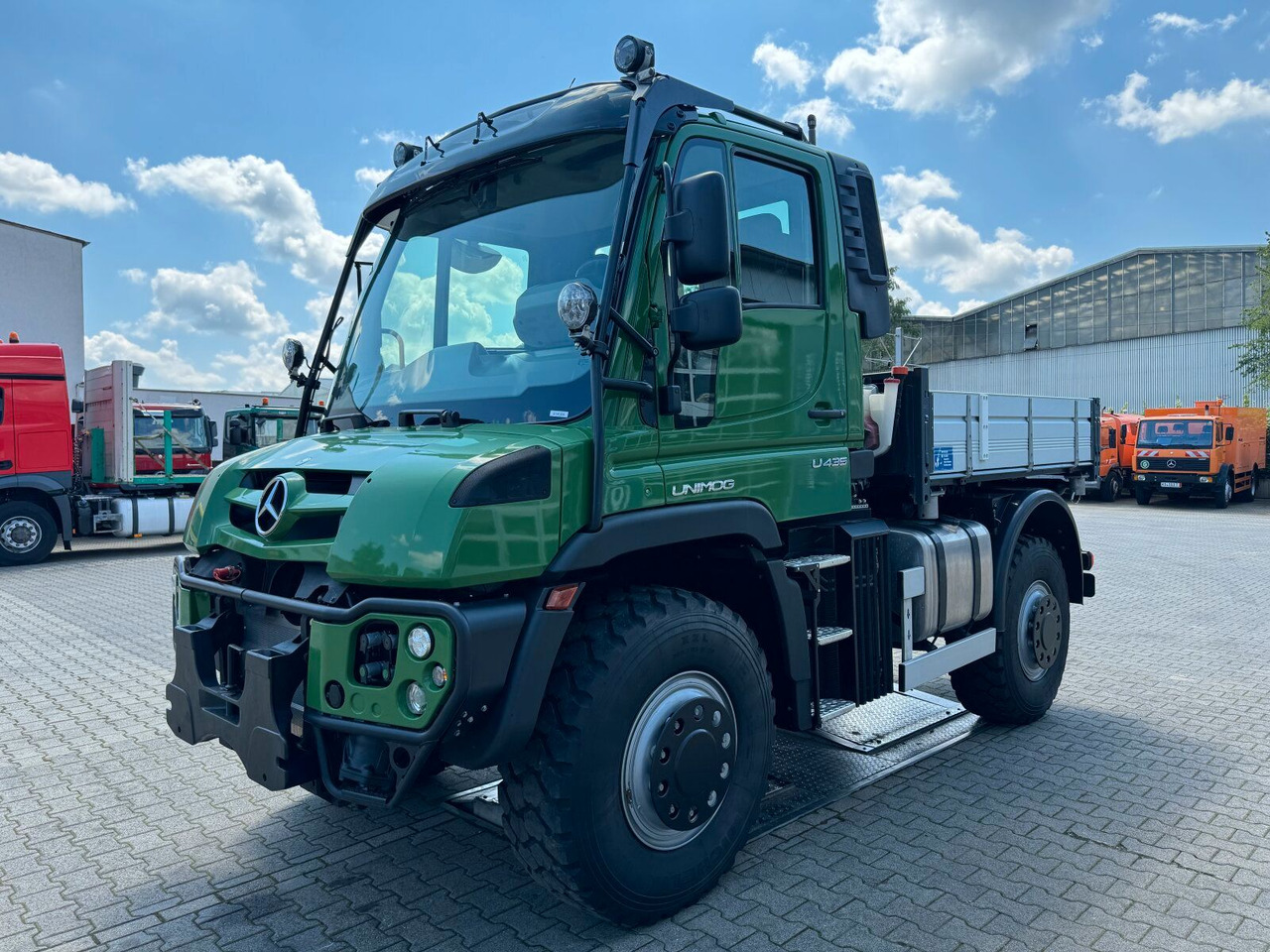 Unimog U435 Kipper mit Reifendruckregelanlage - מזהיר: תמונה 2 Unimog U435 Kipper mit Reifendruckregelanlage - מזהיר: תמונה 2