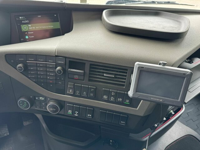 Volvo FH 540 6x2 Abrollkipper MEILLER RK 26.67 - משאית הרמת וו: תמונה 4 Volvo FH 540 6x2 Abrollkipper MEILLER RK 26.67 - משאית הרמת וו: תמונה 4