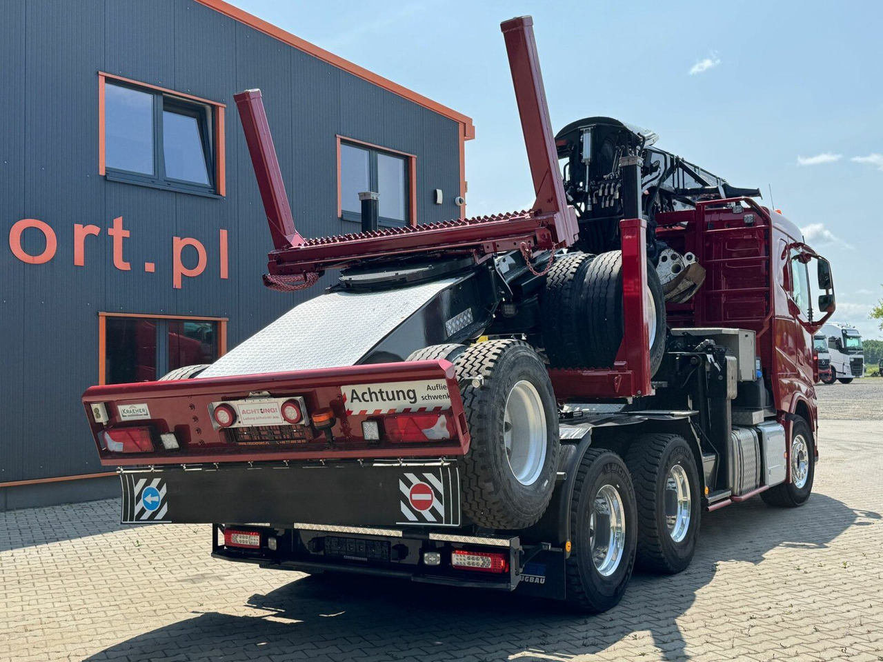 Volvo FH 550 6x4 Holztransporter Lang mit Kran Euro 6E - משאית עץ, משאית מנוף: תמונה 5 Volvo FH 550 6x4 Holztransporter Lang mit Kran Euro 6E - משאית עץ, משאית מנוף: תמונה 5