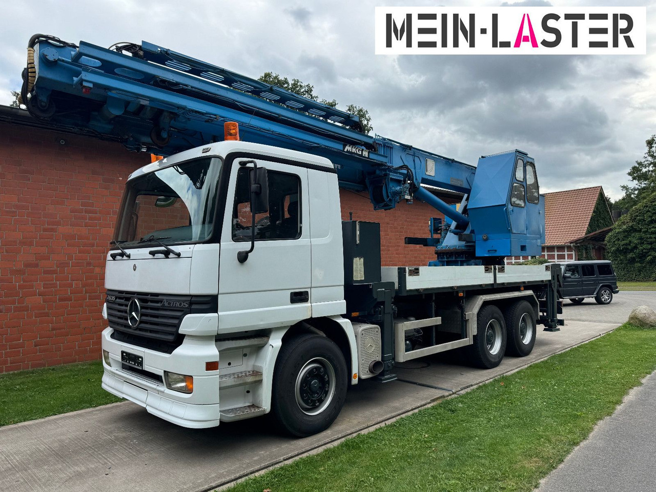 Mercedes-Benz 3335 V6 MKG 550 Ta2-a2 -46m 420 kg Funk - משאית מנוף: תמונה 4 Mercedes-Benz 3335 V6 MKG 550 Ta2-a2 -46m 420 kg Funk - משאית מנוף: תמונה 4